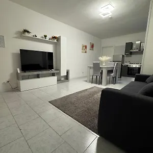 Marecasa , Mascali Italia